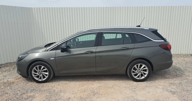 Opel Astra cena 44000 przebieg: 155951, rok produkcji 2021 z Głubczyce małe 92